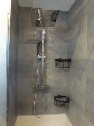 Vila Magnifique Avec Piscine